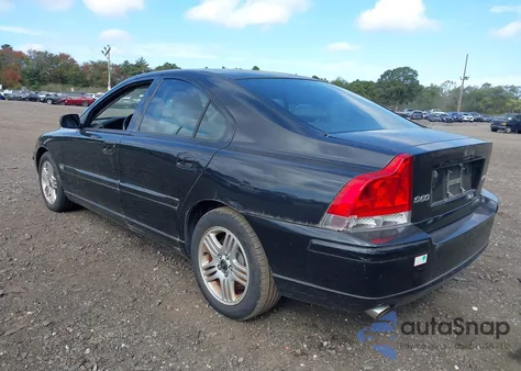 2006 Volvo S60 2.5T from USA, damaged, VIN YV1RS592762507696